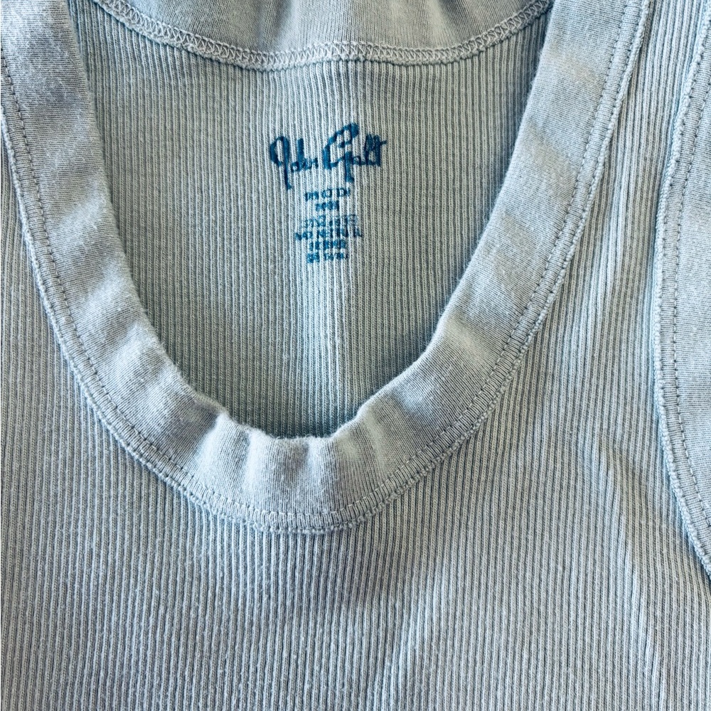 Bundle of women’s size XS/S tanks-7 total - Picture 15 of 16